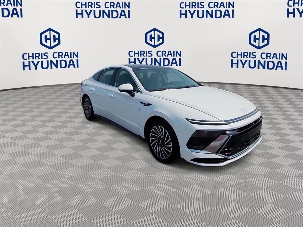 new 2024 Hyundai Sonata Hybrid car, priced at $38,305