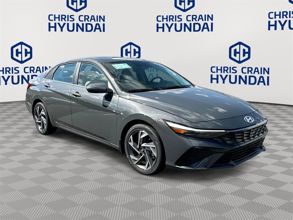new 2025 Hyundai Elantra car, priced at $27,380