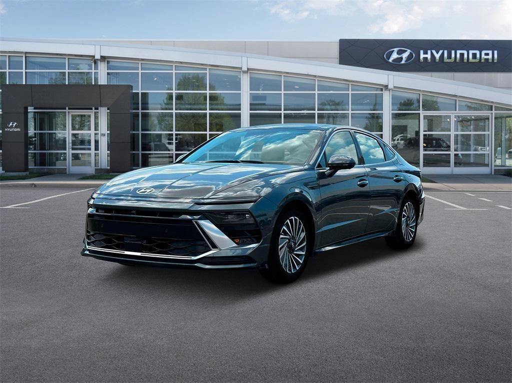 new 2025 Hyundai Sonata Hybrid car, priced at $38,605