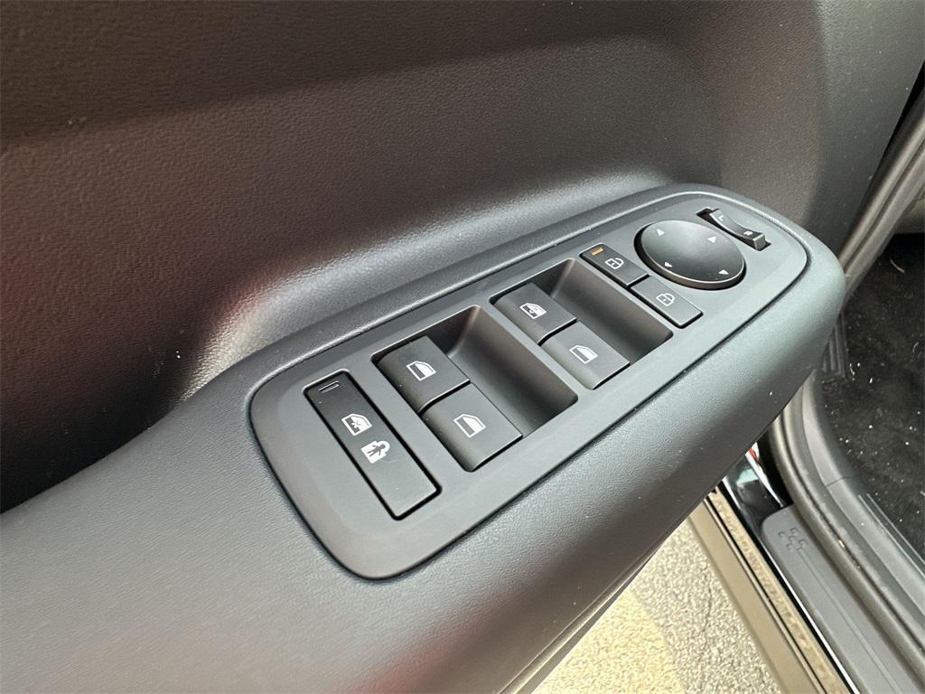 new 2026 Hyundai SANTA FE HEV car