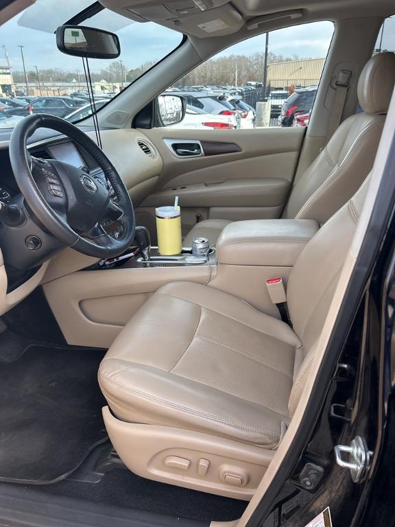 used 2020 Nissan Pathfinder car, priced at $22,870