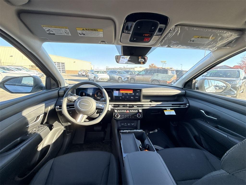 new 2026 Hyundai TUCSON Hybrid car