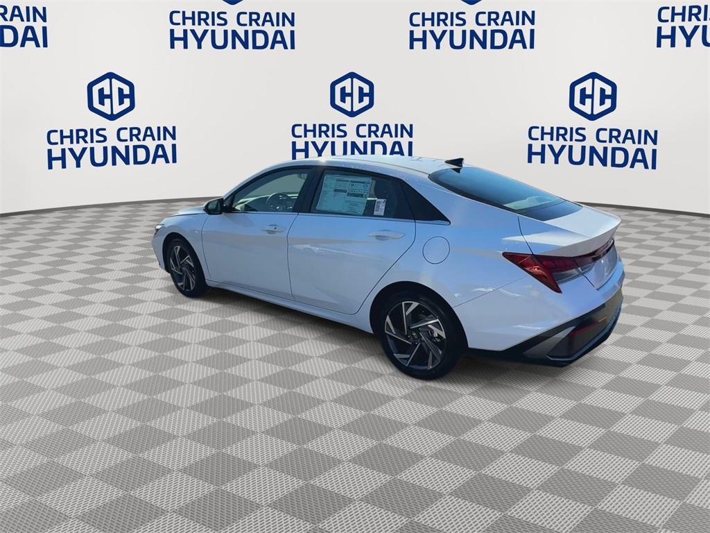 new 2025 Hyundai Elantra car, priced at $25,435