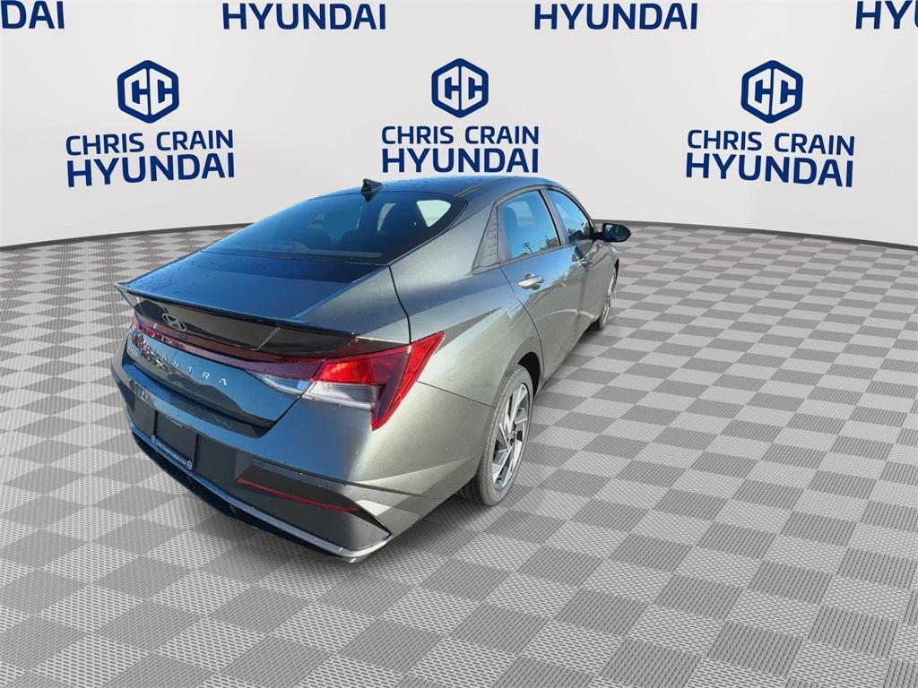 new 2025 Hyundai Elantra car, priced at $24,185