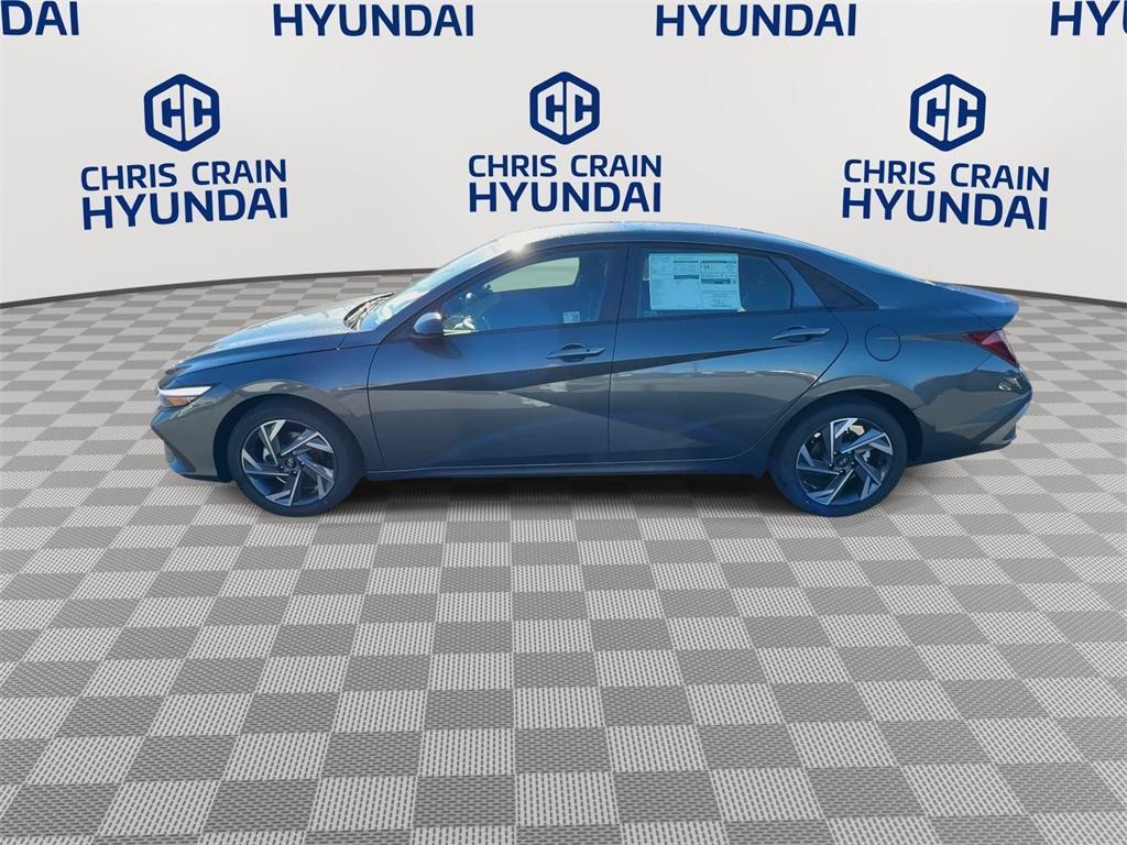 new 2025 Hyundai Elantra car, priced at $24,185