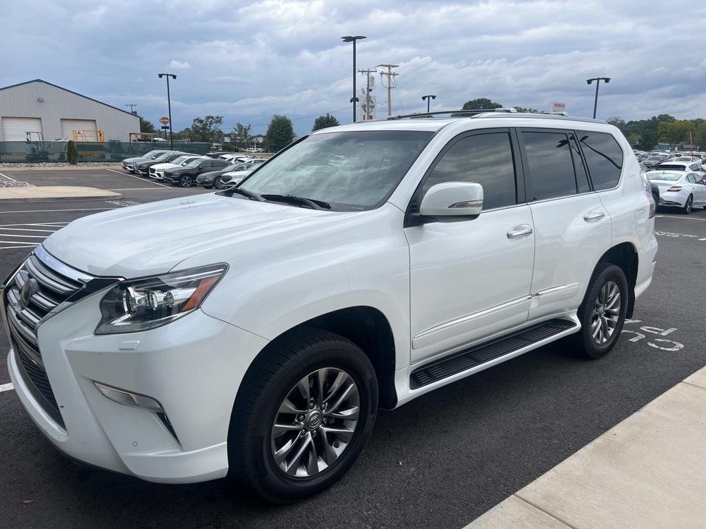 used 2018 Lexus GX 460 car, priced at $27,376