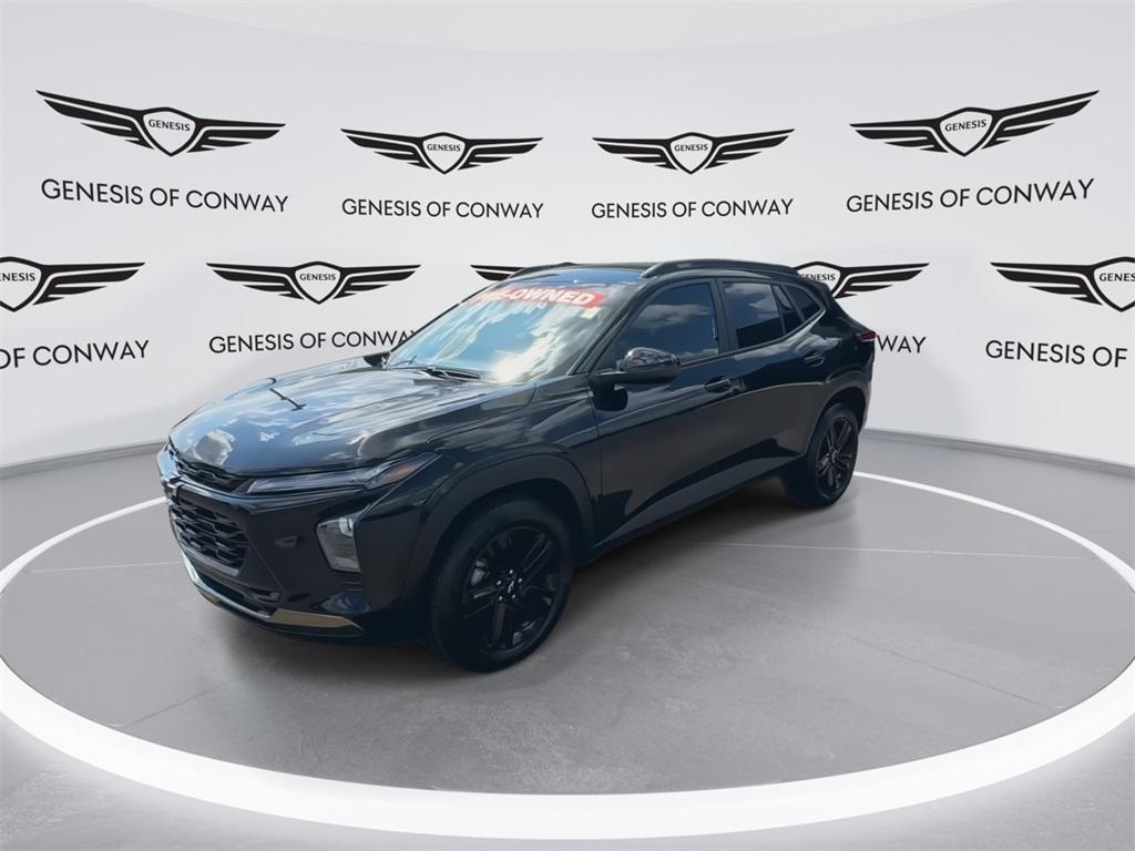 used 2025 Chevrolet Trax car, priced at $25,884