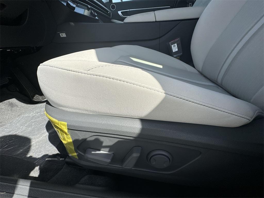 new 2025 Hyundai Sonata Hybrid car, priced at $31,080