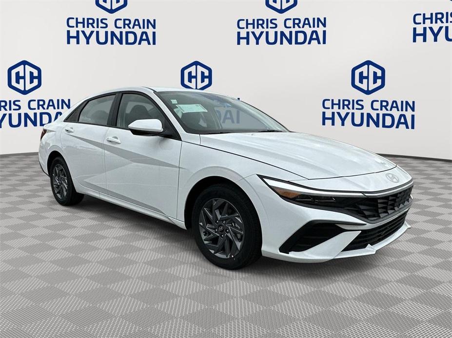 new 2024 Hyundai Elantra HEV car, priced at $26,870