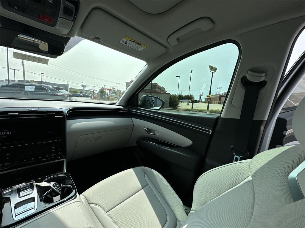 used 2024 Hyundai TUCSON Hybrid car, priced at $31,574