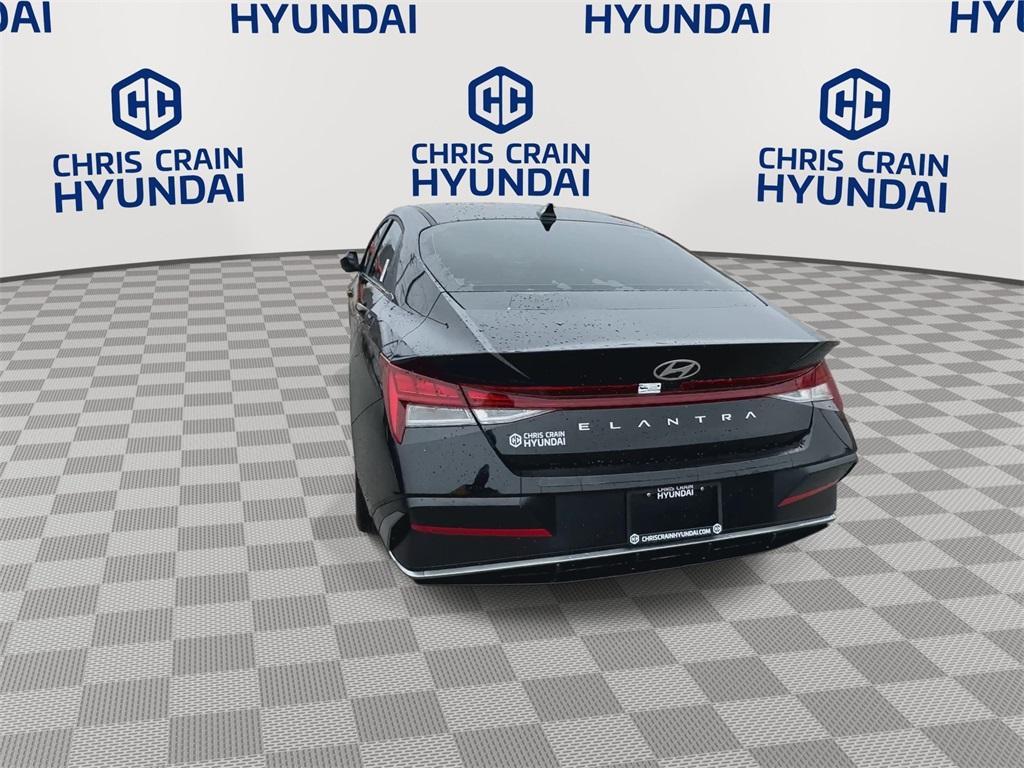 new 2025 Hyundai Elantra car, priced at $25,025