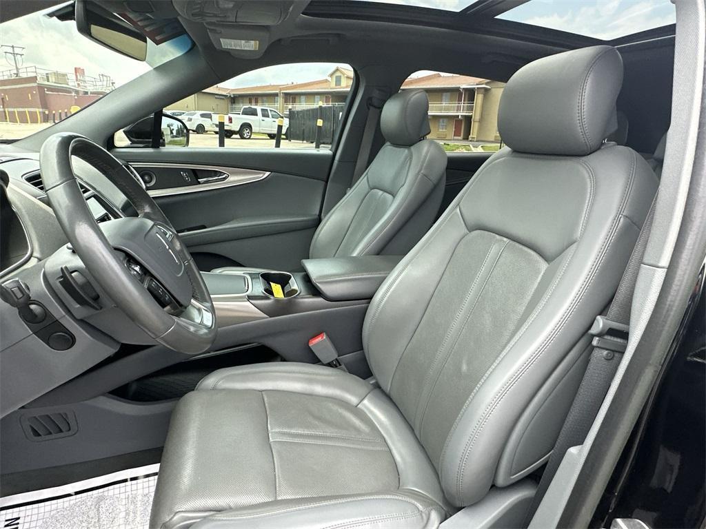 used 2019 Lincoln Nautilus car, priced at $24,170