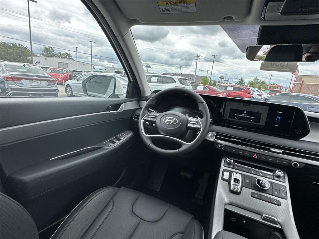new 2025 Hyundai Palisade car, priced at $41,069