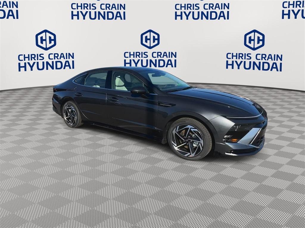 new 2025 Hyundai Sonata car, priced at $31,990