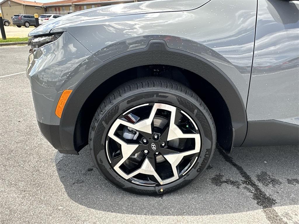 used 2024 Hyundai SANTA CRUZ car, priced at $33,809