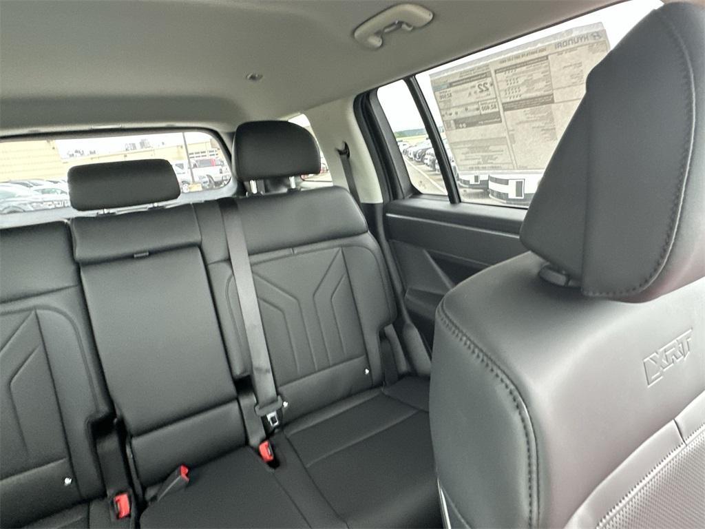 new 2025 Hyundai Santa Fe car, priced at $39,465