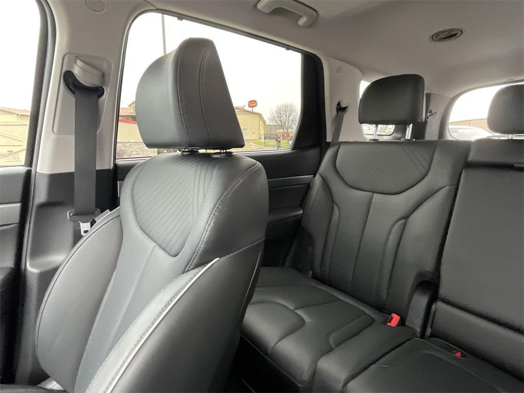 used 2024 Hyundai Palisade car, priced at $35,962