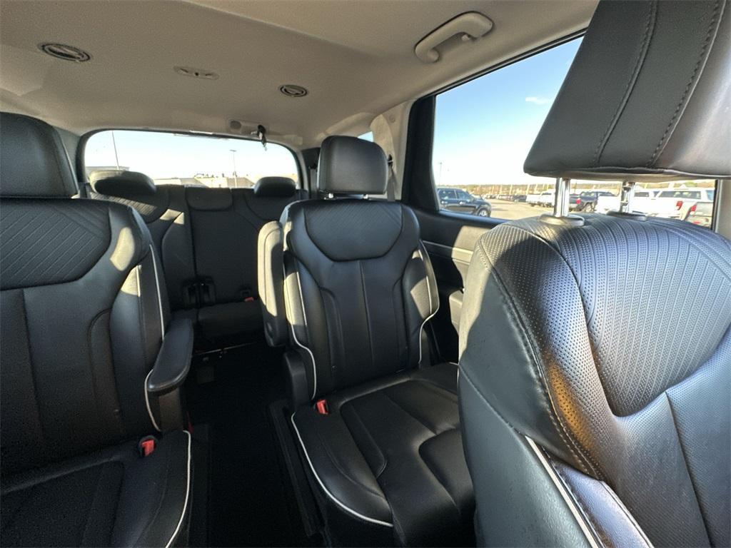 used 2023 Hyundai Palisade car, priced at $33,326