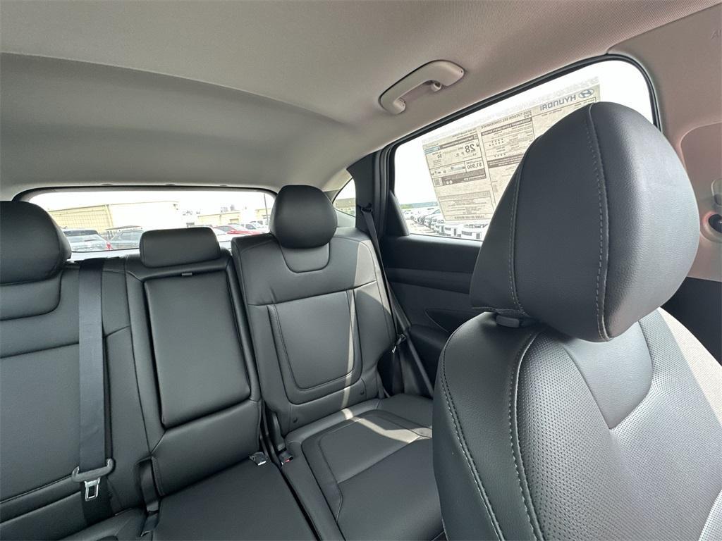 new 2025 Hyundai Tucson car, priced at $33,605