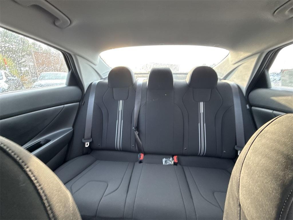 new 2026 Hyundai ELANTRA HEV car