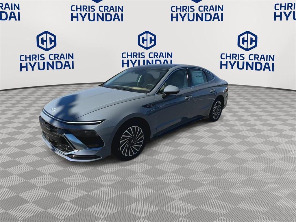 new 2024 Hyundai Sonata Hybrid car, priced at $37,895