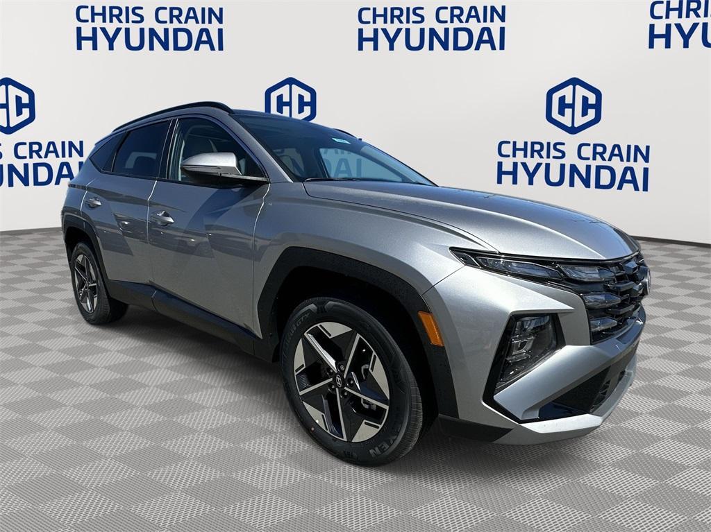 new 2025 Hyundai TUCSON Hybrid car, priced at $37,045