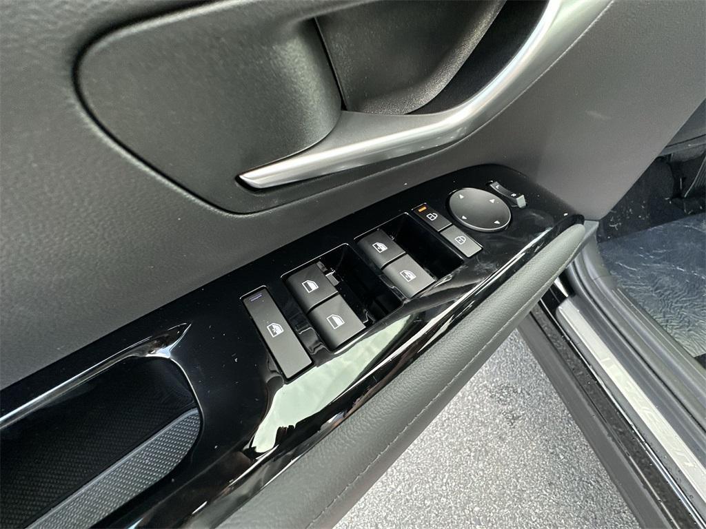 new 2025 Hyundai Tucson car, priced at $38,475