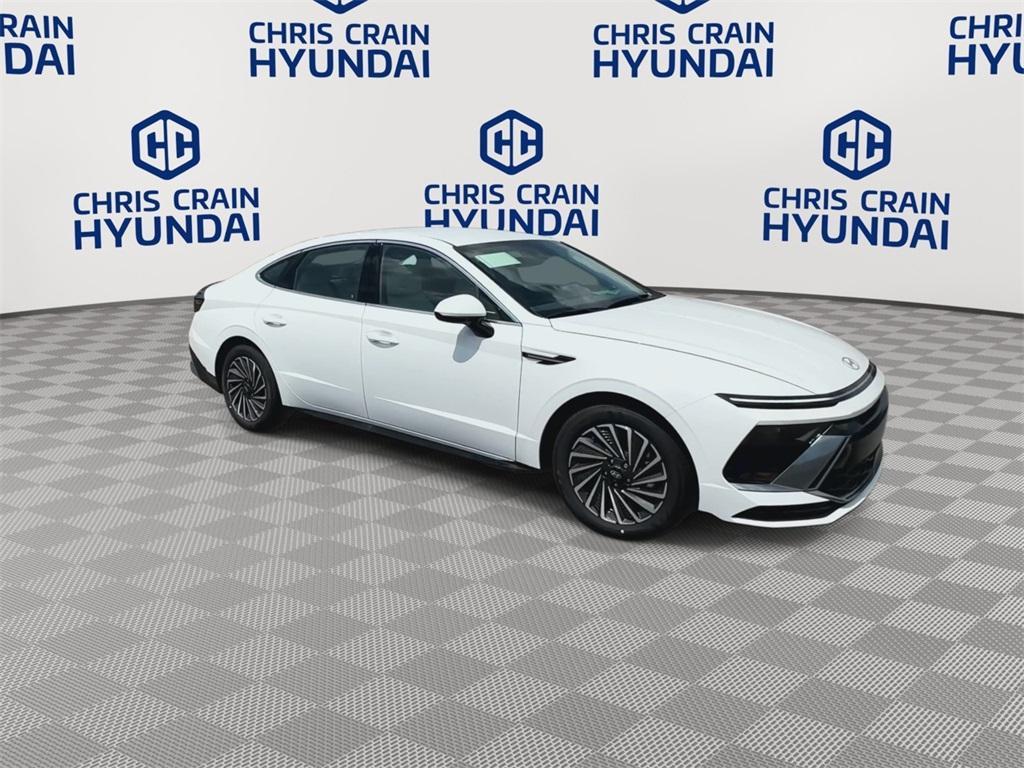 new 2025 Hyundai Sonata Hybrid car, priced at $31,565