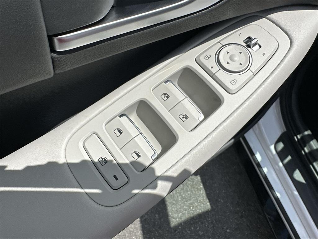 new 2025 Hyundai Sonata Hybrid car, priced at $31,565