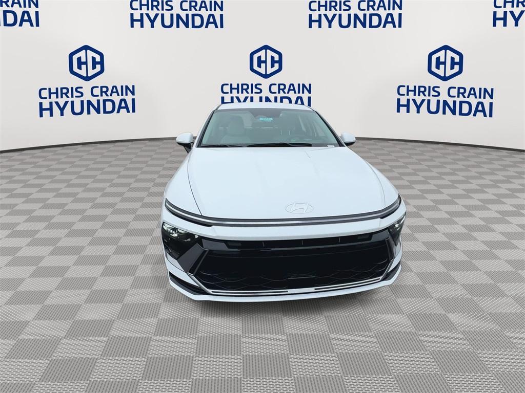 new 2025 Hyundai Sonata Hybrid car, priced at $30,660