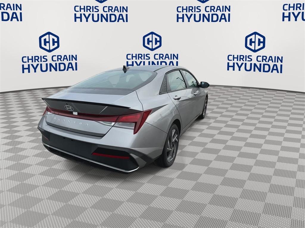 new 2025 Hyundai Elantra car, priced at $24,165