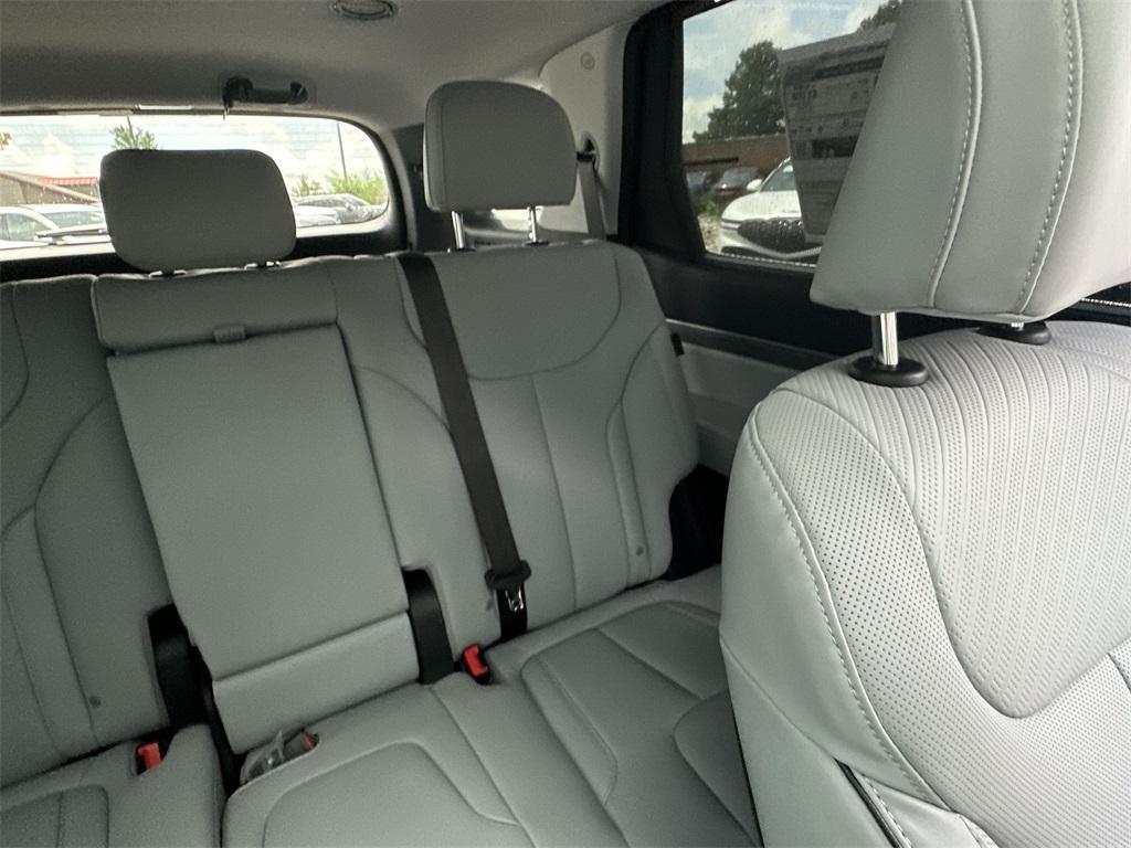 new 2025 Hyundai Palisade car, priced at $45,700