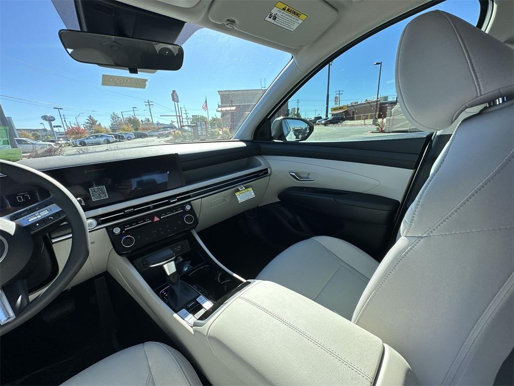 new 2025 Hyundai Tucson car, priced at $29,580