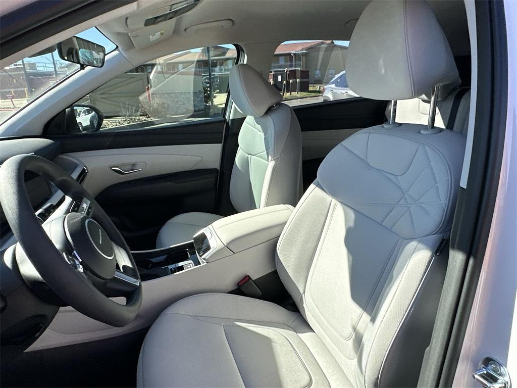 new 2025 Hyundai Tucson car, priced at $29,580