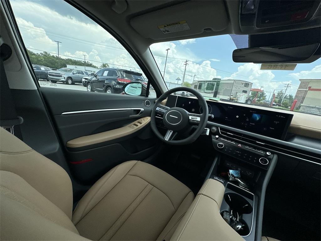 new 2025 Hyundai Sonata Hybrid car, priced at $37,530
