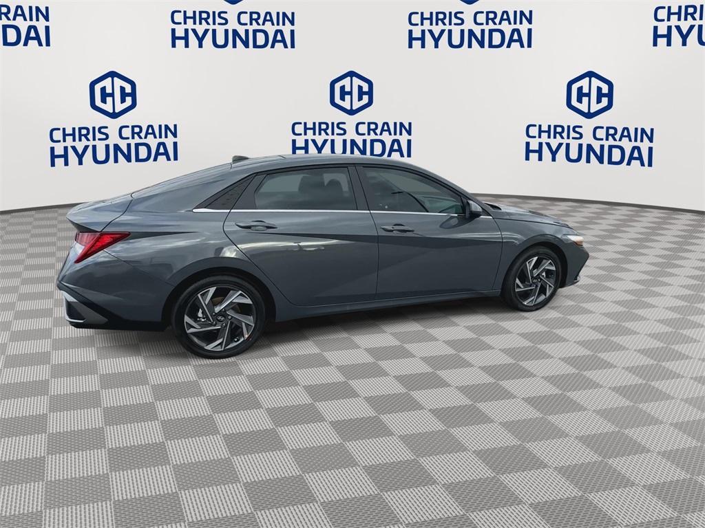 new 2025 Hyundai Elantra car, priced at $26,725