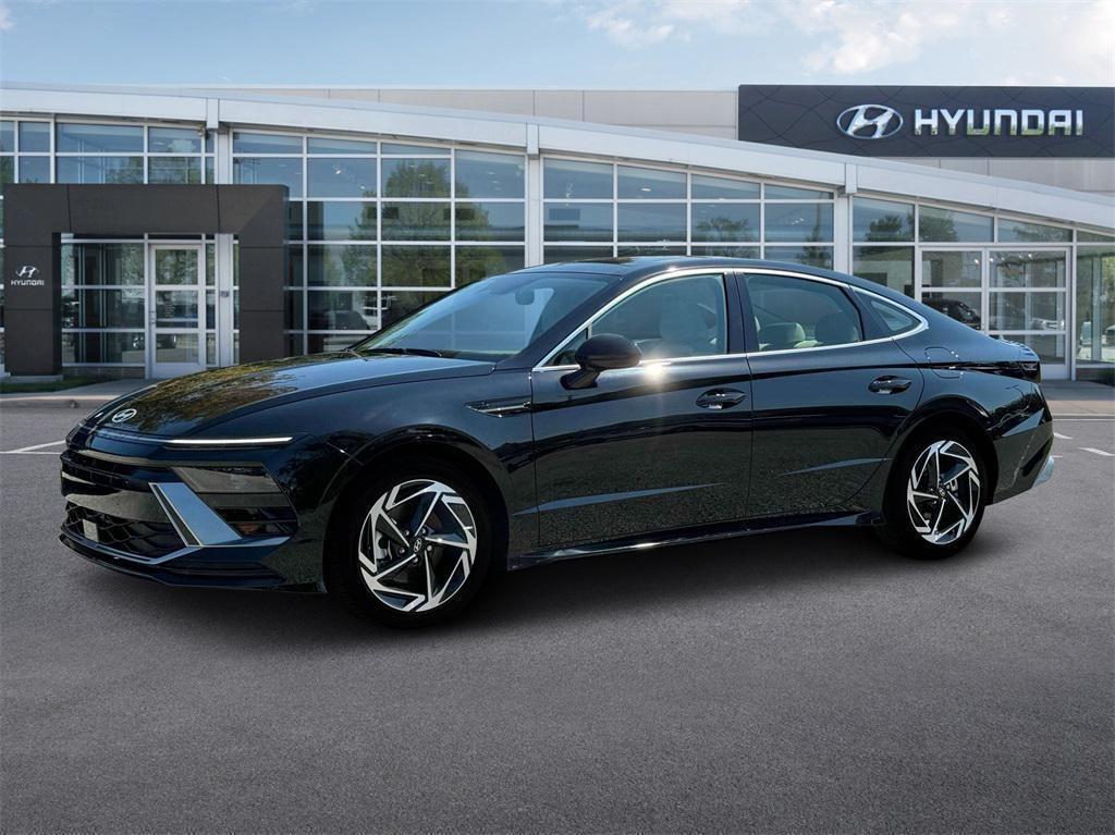 new 2025 Hyundai Sonata car, priced at $32,010