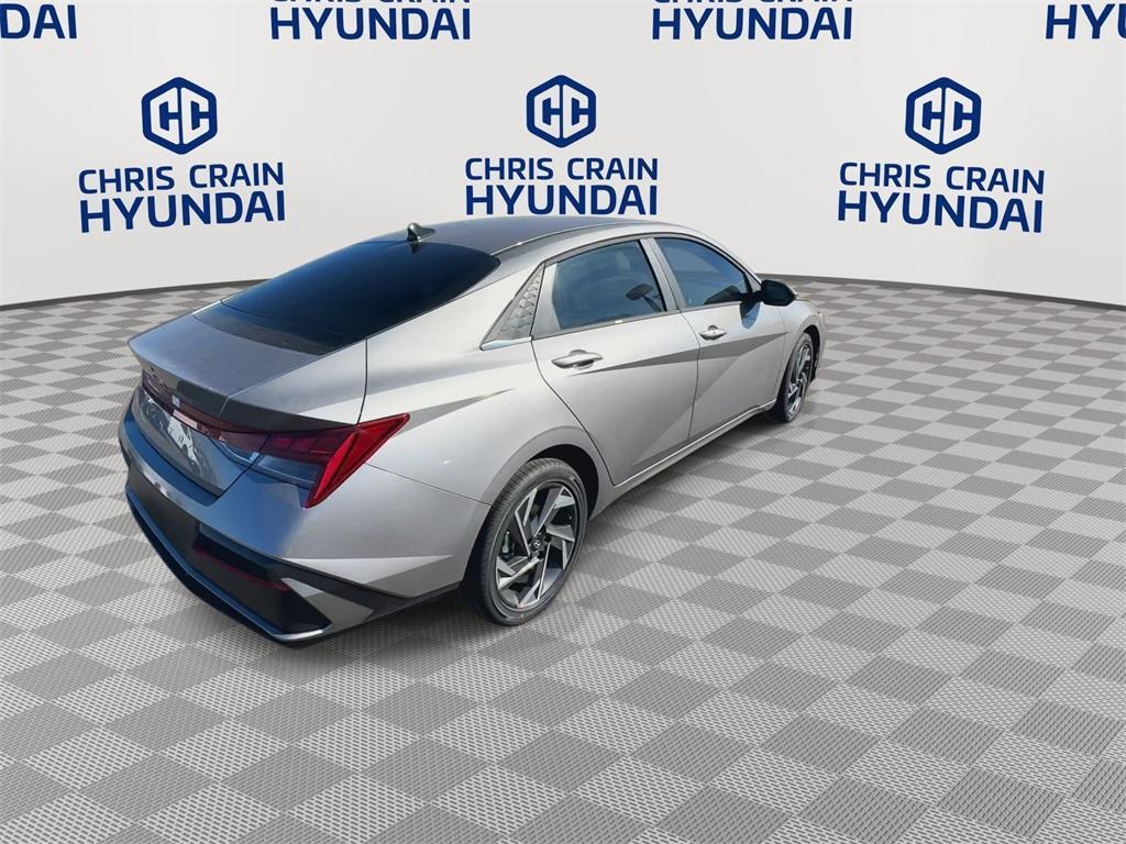 new 2025 Hyundai Elantra car, priced at $25,040