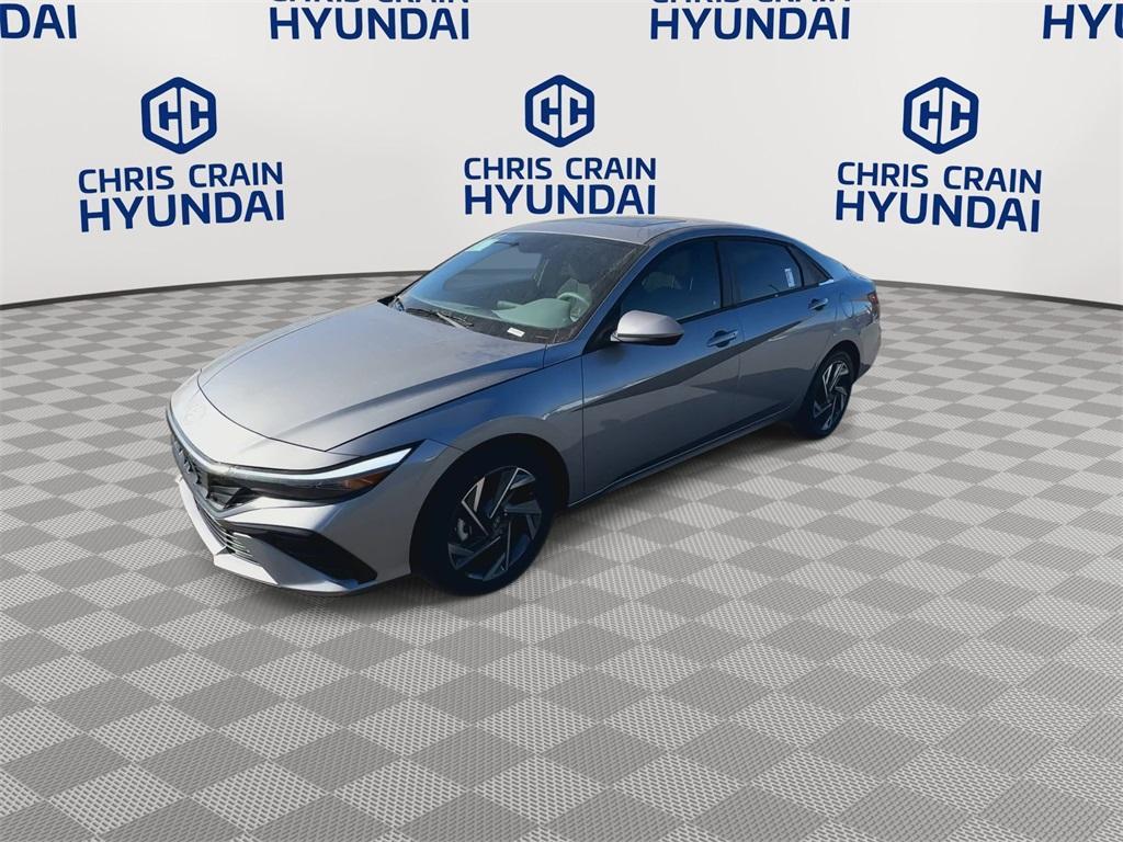 new 2025 Hyundai Elantra car, priced at $25,040