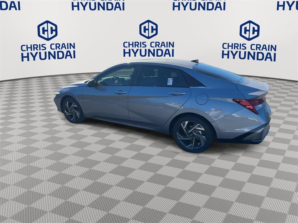 new 2025 Hyundai Elantra car, priced at $25,040