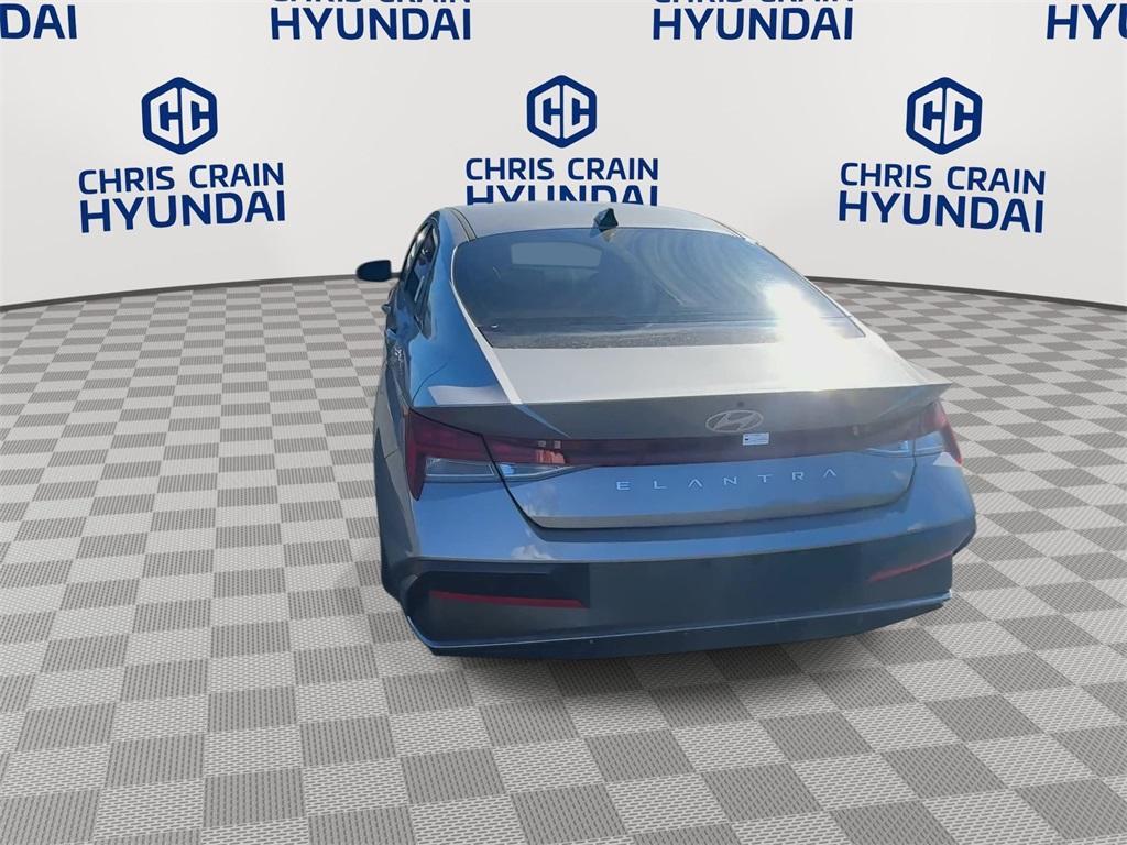 new 2025 Hyundai Elantra car, priced at $25,040