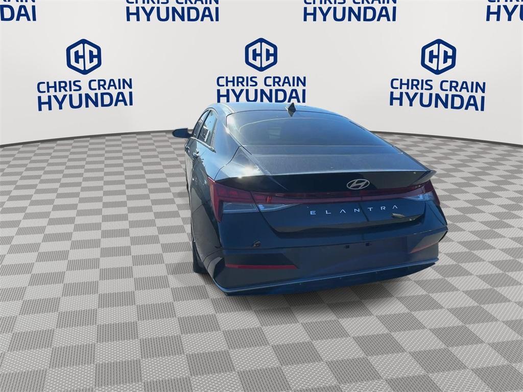 new 2025 Hyundai Elantra car, priced at $25,015