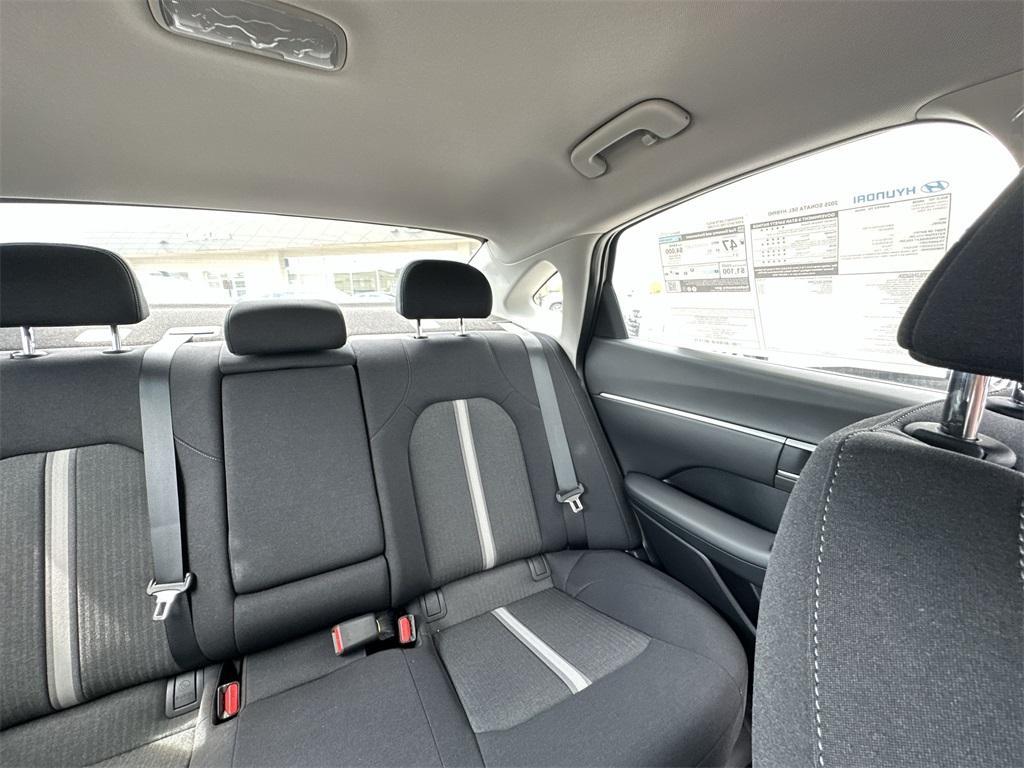 new 2025 Hyundai Sonata Hybrid car, priced at $31,040