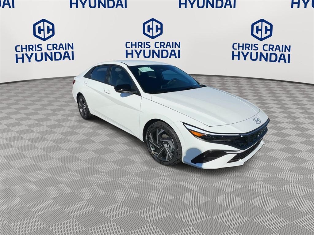 new 2025 Hyundai Elantra car, priced at $22,865