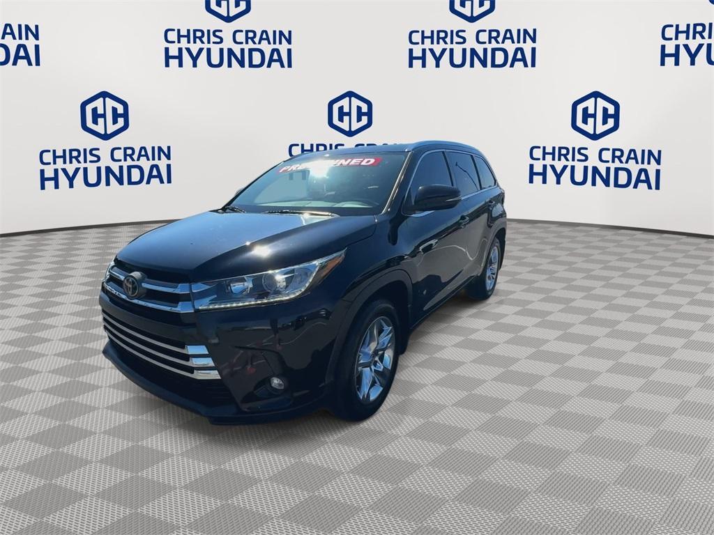 used 2019 Toyota Highlander car, priced at $28,499