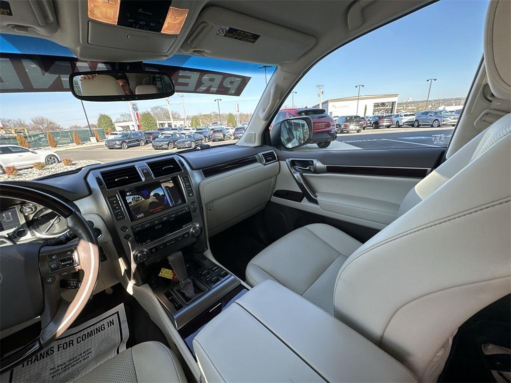 used 2019 Lexus GX 460 car, priced at $44,092