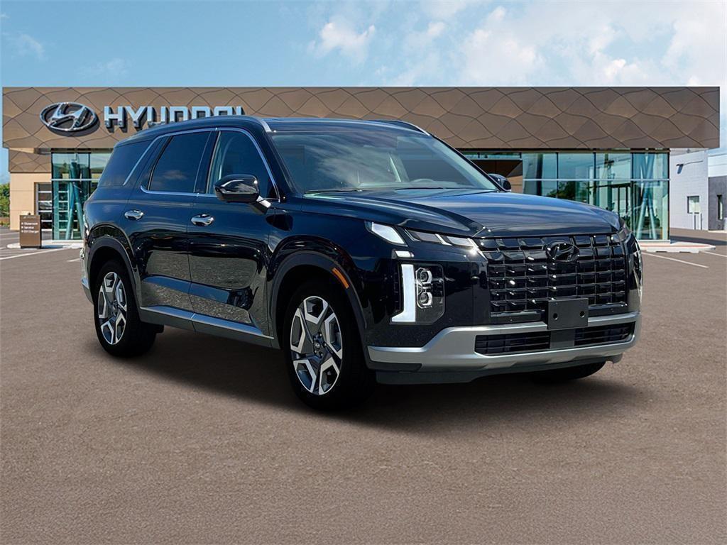 new 2025 Hyundai Palisade car, priced at $43,990
