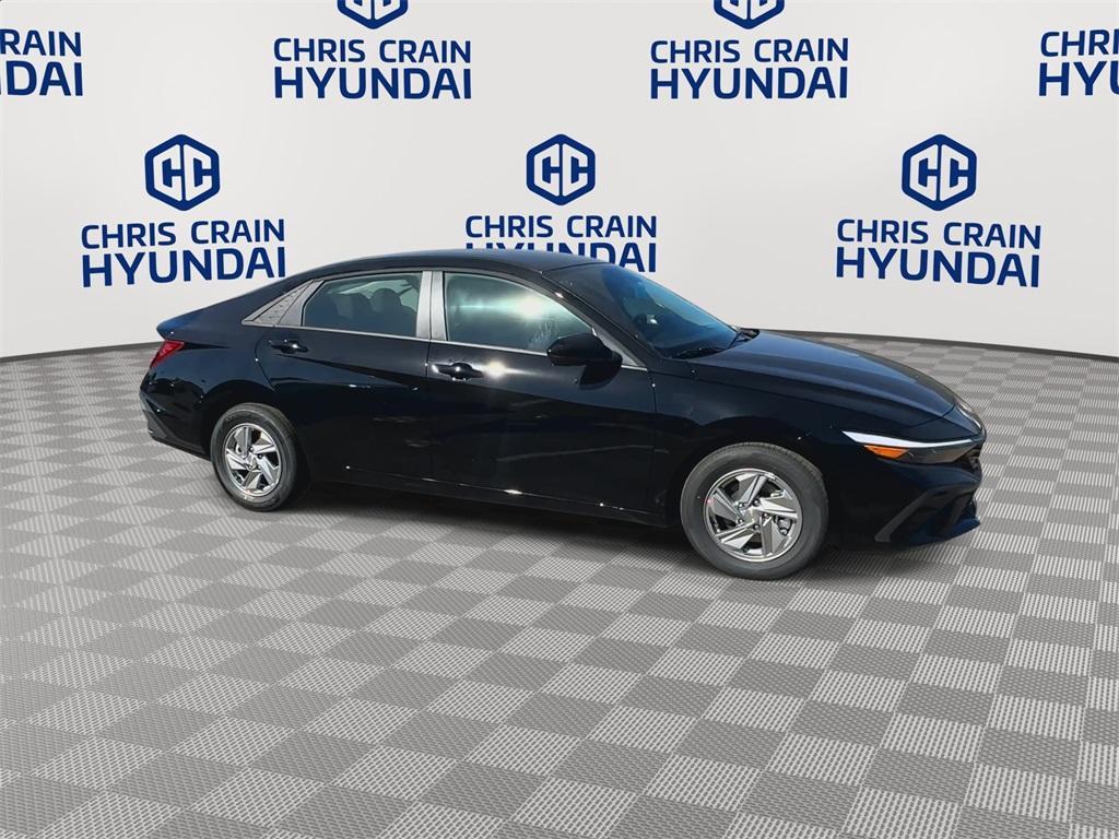 new 2025 Hyundai Elantra car, priced at $22,120