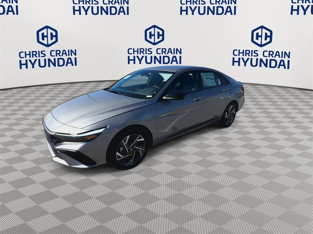 new 2025 Hyundai Elantra car, priced at $22,440