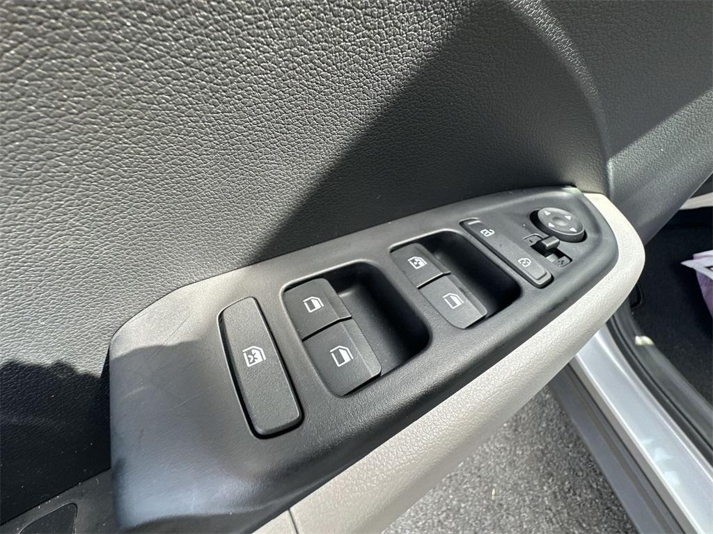 used 2025 Hyundai Venue car, priced at $20,434